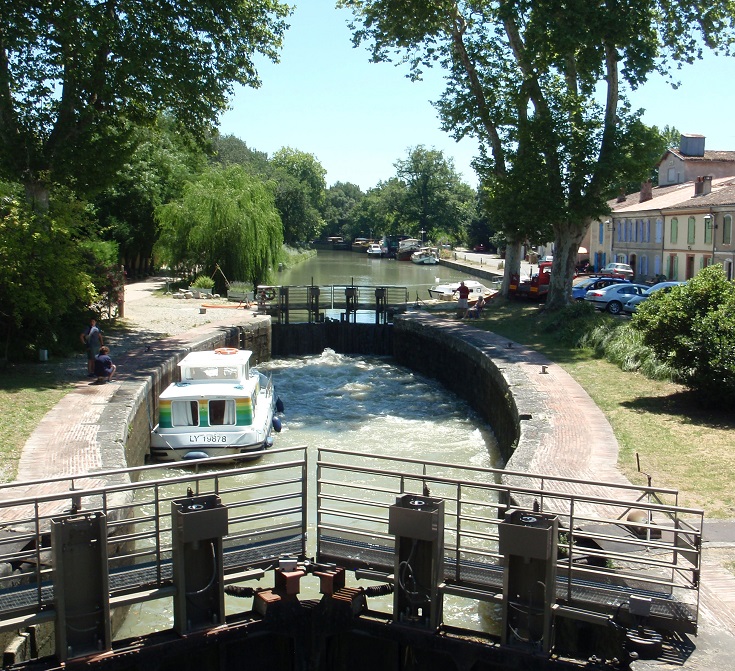 Écluse de Gardouch, Midi Canal, Canal walks in France